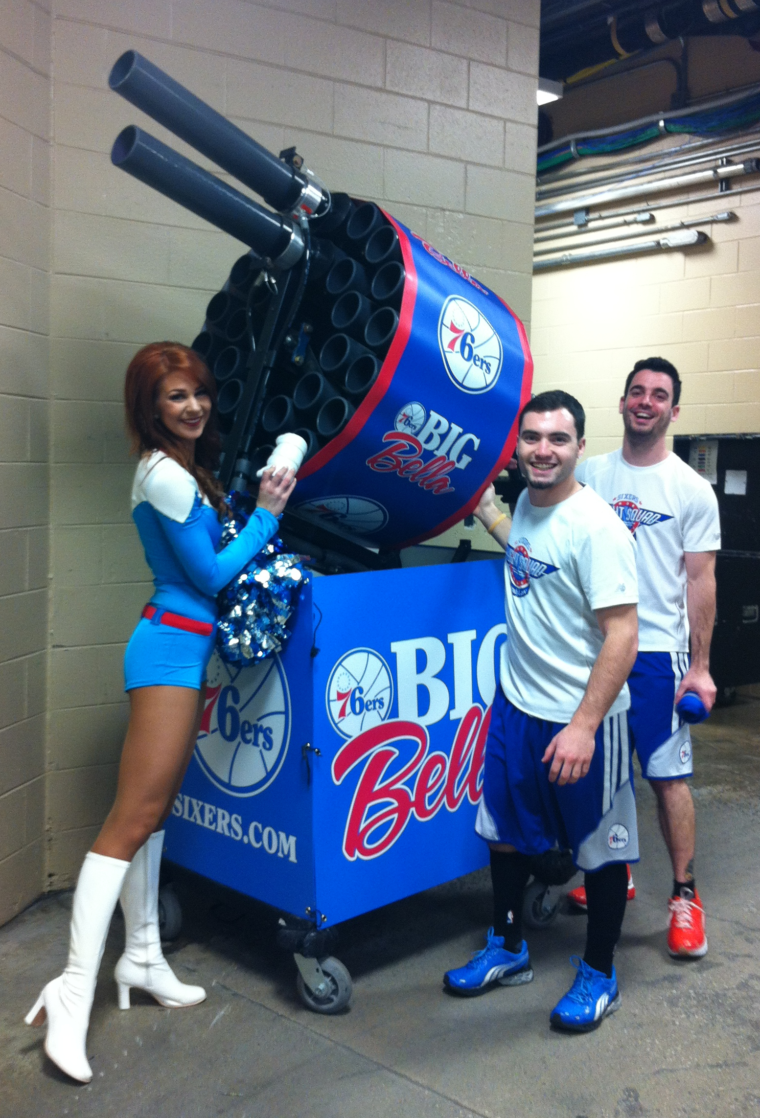 76ers halftime performance by the Science Cheerleaders on 2/18: Science at the Sixers!